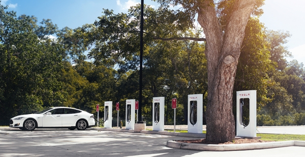 Stacja szybkiego ładowania firmy Tesla Motors