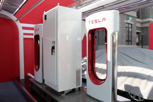 Tesla Motors Supercharger