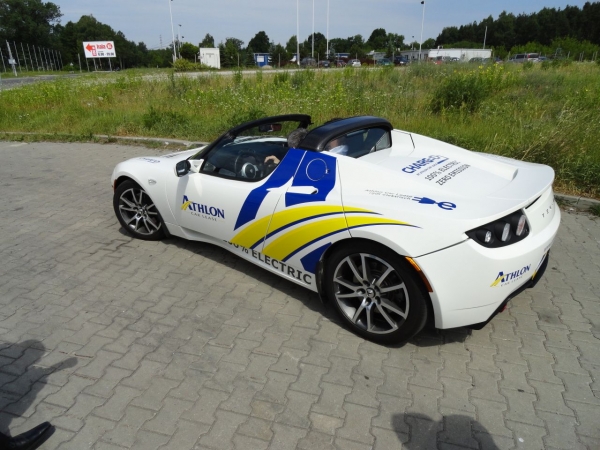Tesla Roadster firmy Athlon Car Lease