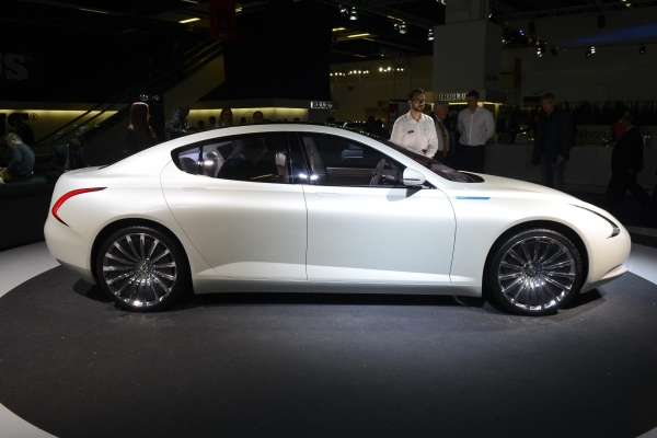 Thunder Power Sedan
