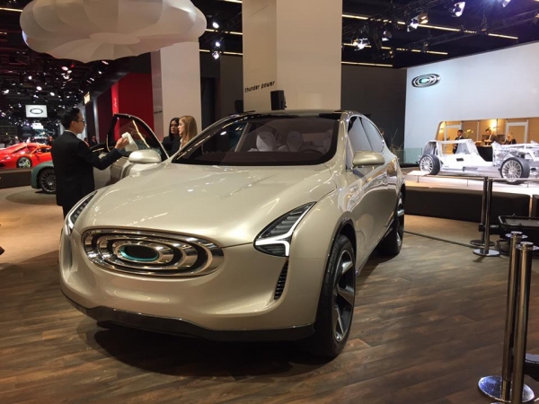 Thunder Power SUV