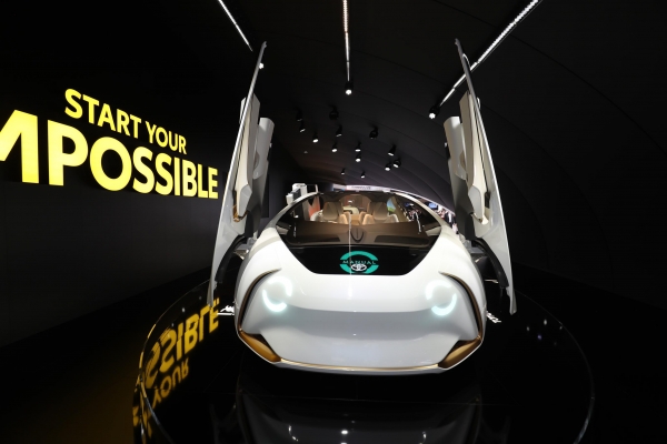 Toyota Concept-i