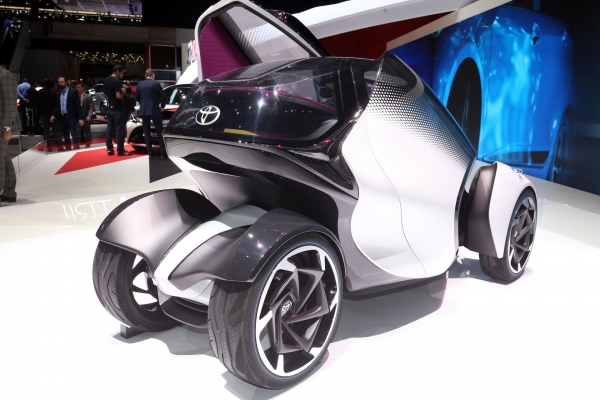 Toyota i-Tril Concept