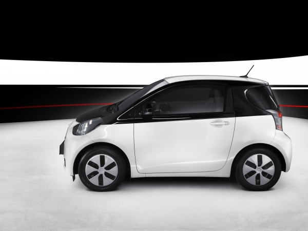 Toyota iQ EV