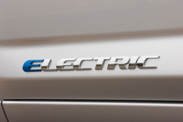 Toyota RAV4 EV 2012