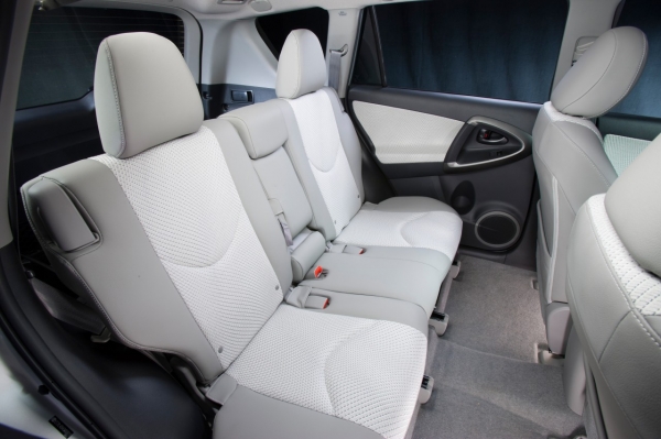 Toyota RAV4 EV 2012