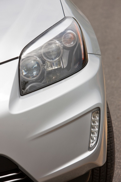 Toyota RAV4 EV 2012