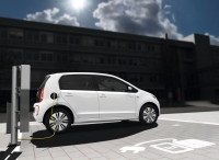 Volkswagen zainstaluje 12.000 stanowisk ładowania?