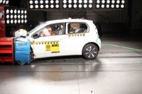 Volkswagen e-up! w teście zderzeniowym ADAC