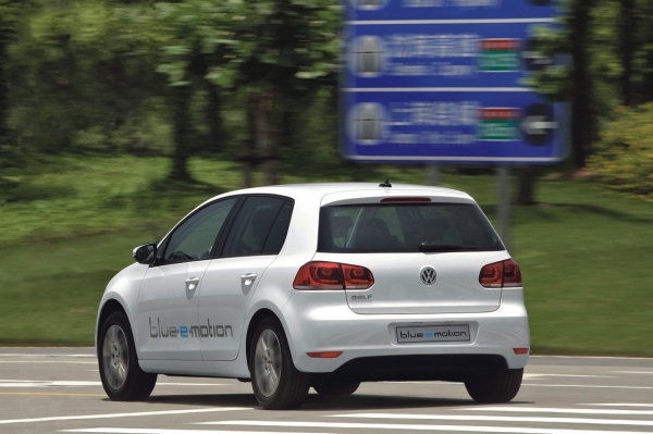 Volkswagen Golf blue-e-motion