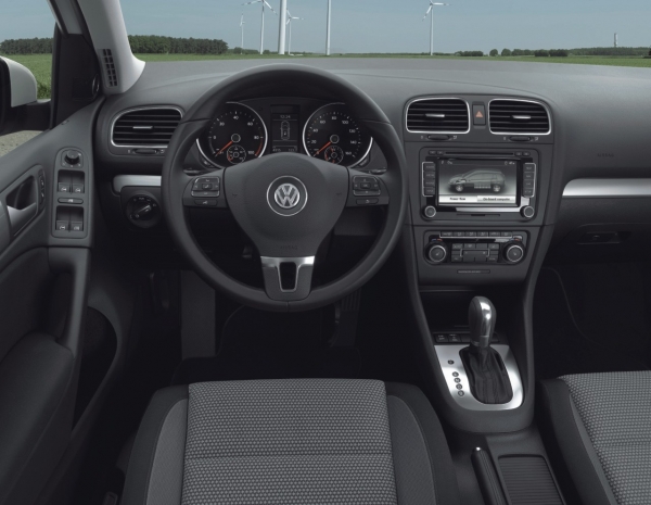 Volkswagen Golf blue-e-motion