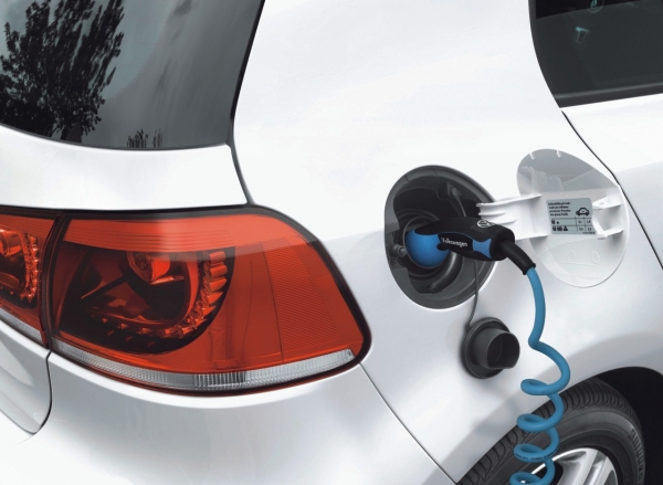 Volkswagen Golf blue-e-motion