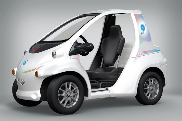 Toyota COMS dla wypożyczalni Citélib by Ha:mo w Grenoble