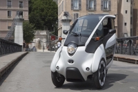 Toyota i-Road dla wypożyczalni Citélib by Ha:mo w Grenoble