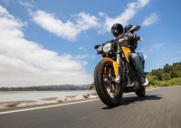 Sprzedaż elektrycznych skuterów i motocykli we Francji wzrosła w 2016r. o 177%