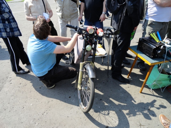 Zlot EV Żyrardów 2011 - elektryczny jednoślad zbudowany przez firmę Velokraft